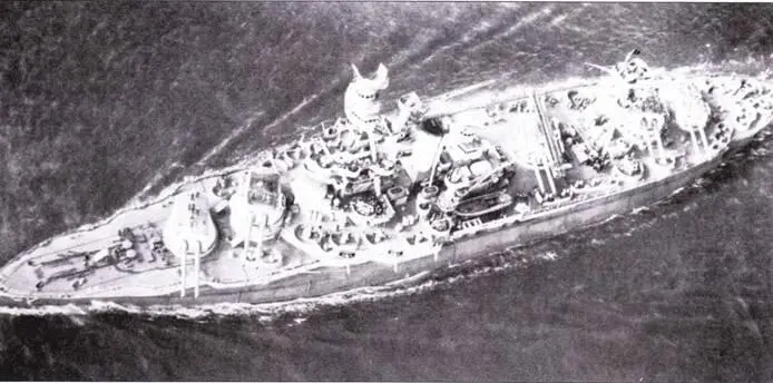 Снимок с самолета линкора Техас 15 декабря 1942 г Хорошо видно размещение - фото 45