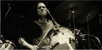 Крис Катлер Chris Cutler В 1982 году Хайнер Геббельс описывает дилемму - фото 11