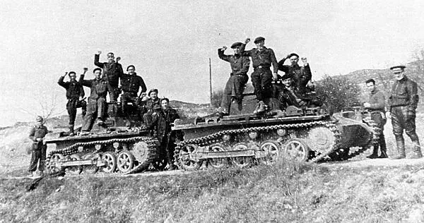 Немецкие танки захваченные бойцами Республиканской армии Испания Центральный - фото 40