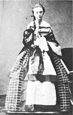The authors paternal grandmother Baroness Maria von Korff 18421926 in the - фото 5