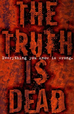 Marcus Sedgwick The Truth is Dead обложка книги