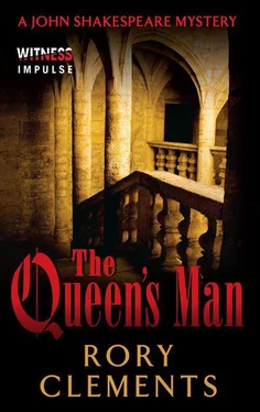 Rory Clements The Queen's man обложка книги