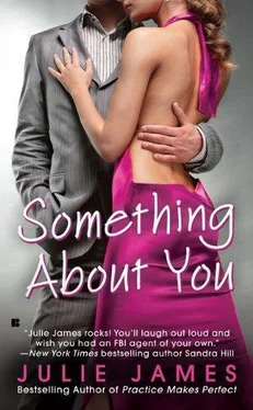 Julie James Something about You обложка книги