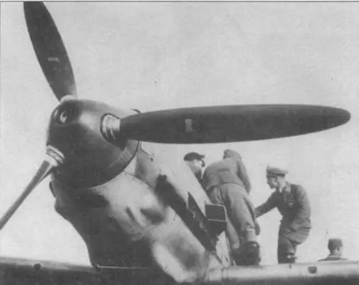 Следующую победу одержали пилоты 13JG 77 которые в районе Ставангера сбили - фото 17
