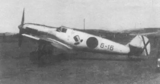 Один из последних Me 109В первой серии бортовой код 616 Самолет летал в - фото 57