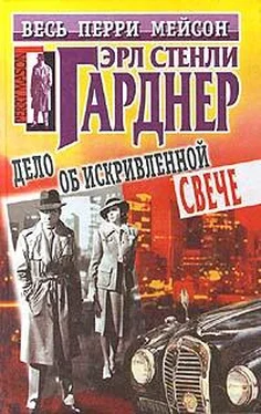 Эрл Гарднер Дело об искривленной свече обложка книги