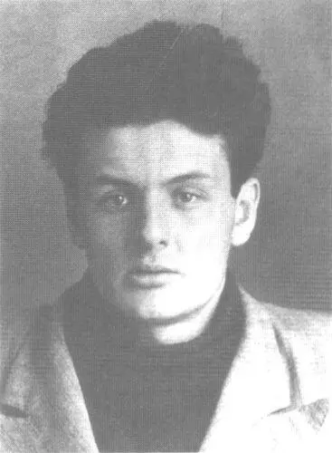 Алексей Сеземан Нина Николаевна вошла тогда в их комнату было поздно они - фото 11