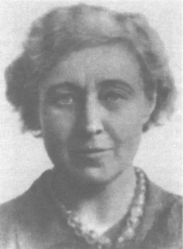 Марина Цветаева Невестка Клепининой юная Ирина с нетерпеливым любопытством - фото 13