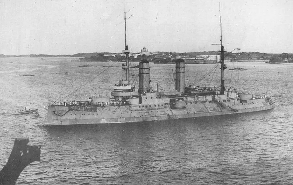 Цесаревич в годы первой мировой войны ЦесаревичГражданин в дни - фото 61