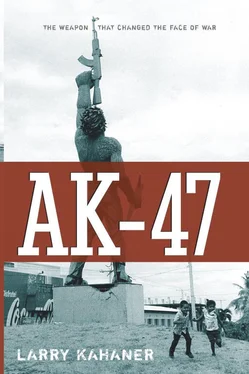 Larry Kahaner AK-47