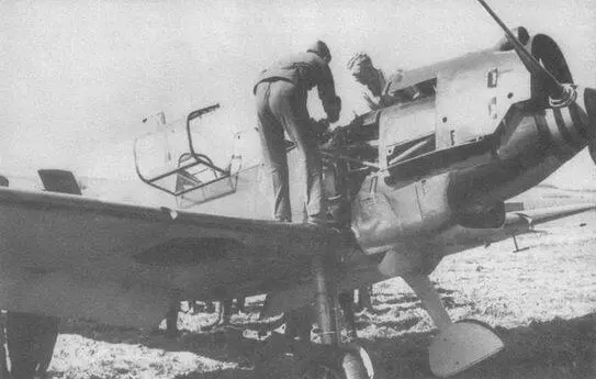 Аналогичный снимок Me 109D из 3JG 1 Оба фото сделаны летом 1939 года На - фото 90