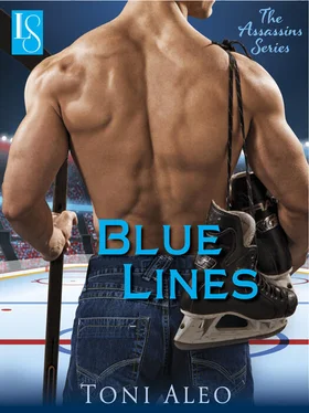 Toni Aleo Blue Lines обложка книги