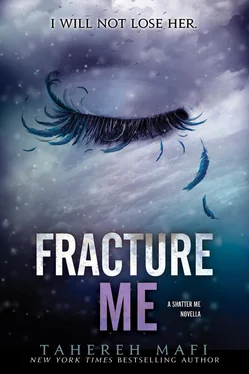 Tahereh Mafi Fracture Me обложка книги