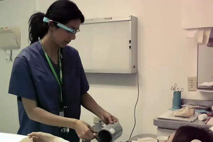Google Glass уже используются в некоторых клиниках фото hitconsultantnet - фото 49