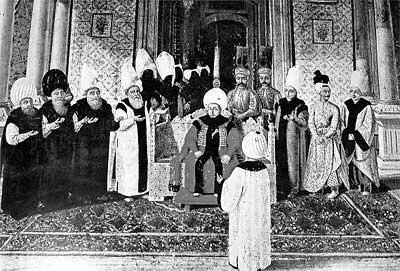 Рис 49 Церемония с участием султана Селима III На голове султана и его - фото 169