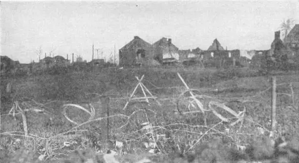 THE DEVASTATION OF MODERN WAR Wire entanglements in the foreground Photo - фото 205