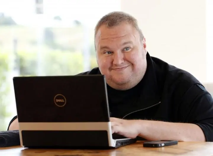 Владелец Megaupload Ким Дотком даже ненадолго попадал в тюрьму обеспечивая - фото 17