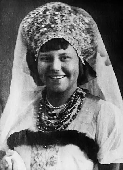 Лида Толстая Нач 1930х Известно что Татьяна Владимировна в семье никогда не - фото 27