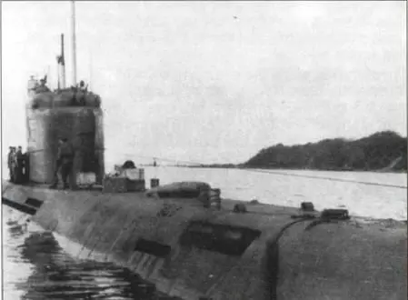U3505 хорошо видны общие обтекаемые формы проекта Закрытые зенитные - фото 154