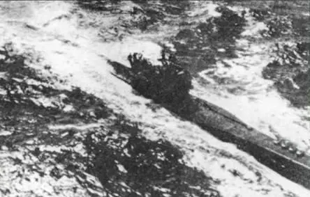 U1009 типичный внешний вид лодки VII серии в 1945г Кроме дополнительной - фото 95