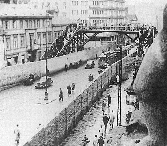 Хлодна улица отделяющая Большое гетто население 300 000 человек от Малого - фото 9
