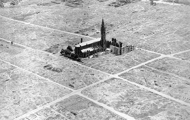 1945 Немцы полностью уничтожили Варшавское гетто оставив только - фото 17
