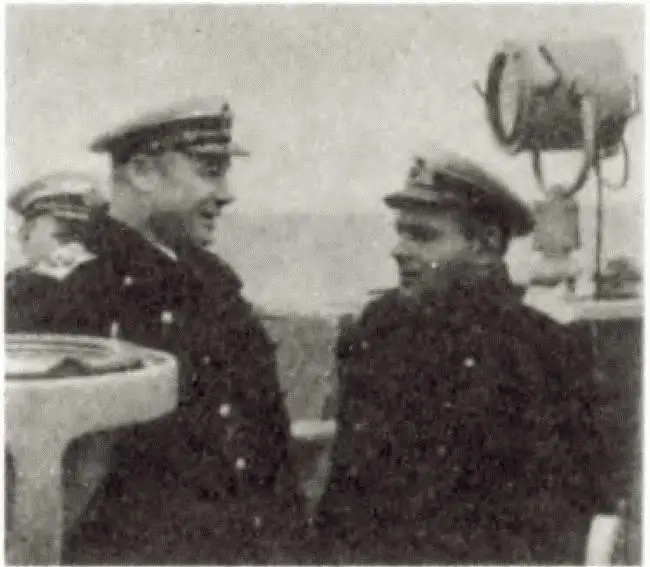 В походе после окончания войны На Северном флоте 1946 г Маршал - фото 28