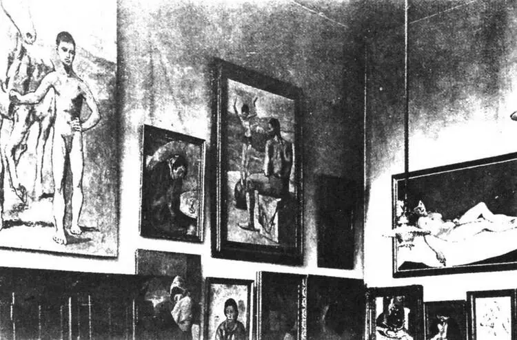 Стены квартиры на улице Флерюс 1907 На верхней фотографии видна картина - фото 14