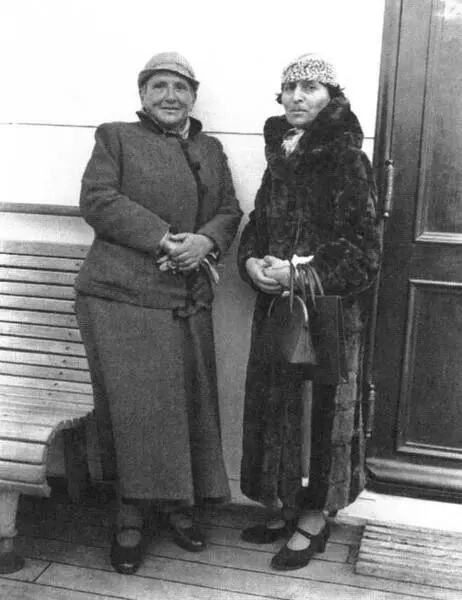 Прибытие в НьюЙорк 24 октября 1934 г С Ван Вехтеном в Америке 1934 г С - фото 29