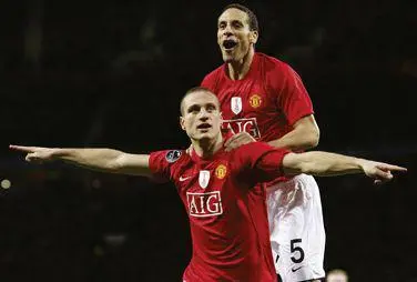 Vidić and Ferdinand were a rock to build a team on Nemanja has just scored - фото 130