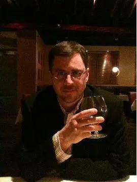 Steve Lowe is a former sports writer with the South Bend Tribune and occasional - фото 3