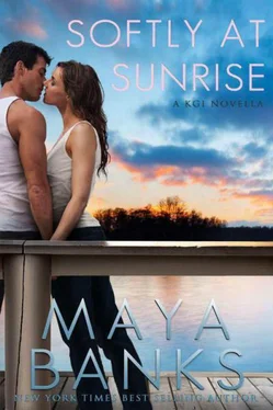 Maya Banks Softly at Sunrise обложка книги