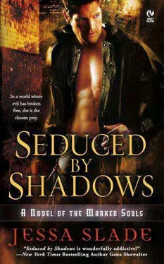 Jessa Slade Seduced by Shadows обложка книги