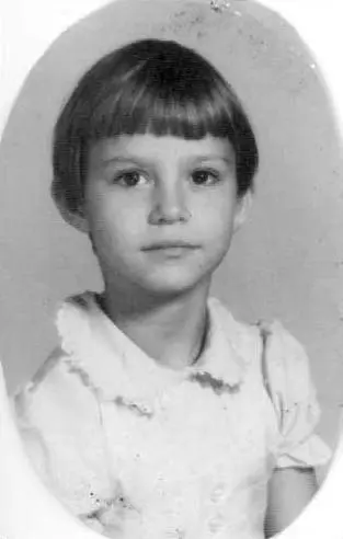 Me in first grade My brother Ray To the sweetest mom in the world and - фото 11