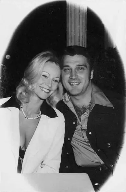 Me and Ken in Vegas My first agent Bill Margold Me and Ken - фото 31