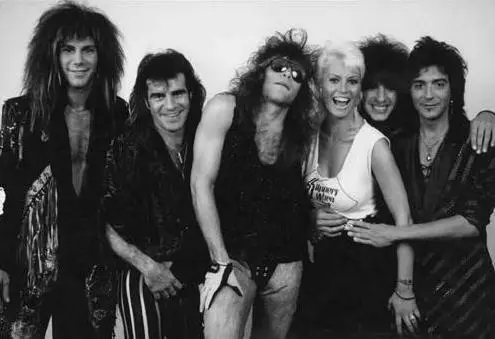 With Bon Jovi 1987 Slippery When Wet indeed The band used to hide out and - фото 63