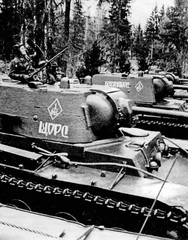 В строю танки КВ1 116й танковой бригады Западный фронт апрель 1942 года У - фото 23