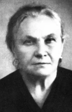Мария Ивановна Щёлокова Дом в поселке Алмазная где родился Н А Щёлоков - фото 3