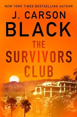 J. Black The Survivors Club обложка книги