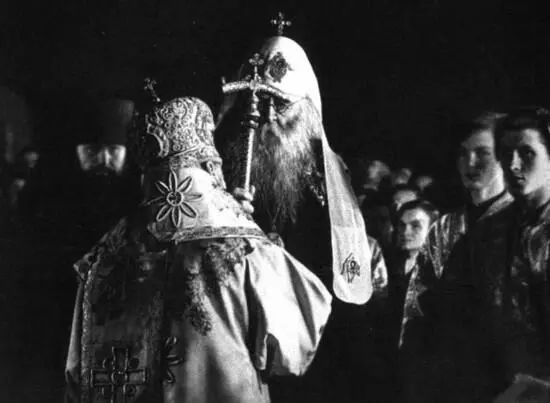 Вручение жезла новопоставленному патриарху Московскому и всея Руси Сергию - фото 59