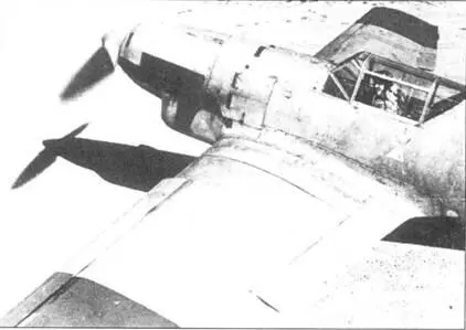 Французский летчик Константин Розанов в кабине Bf109B1 Messerschmitt - фото 36