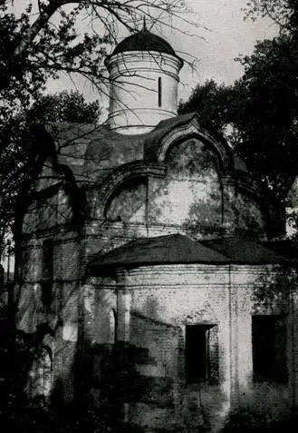 35 Церковь Исидора 1566 Вид с востока 36 Камень с именем строителя - фото 37