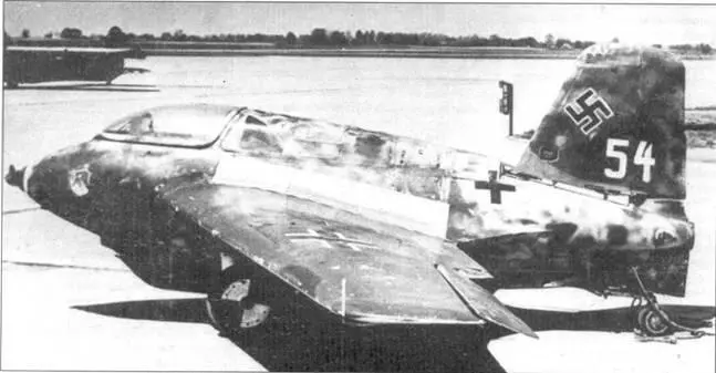 Me 163 с бортовым номером 54 ФрименФилд сентябрь 1946 годи Боевое - фото 80