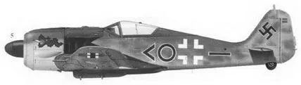 5 Fw190A5 черный шеврон и окружность GruppenTO ILJG1 лейтенанта - фото 20