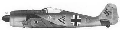 33 Fw190A3 черный двойной шеврон WkNr 0552 командира IHJG26 - фото 107