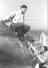На снимке самолет поступивший в III JG2 на замену истребителю незадачливого - фото 52