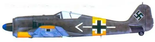 23 Fw 190A5 майор Губергус фон Бонин ноябрь 1943 года 24 Fw 190А6 - фото 135
