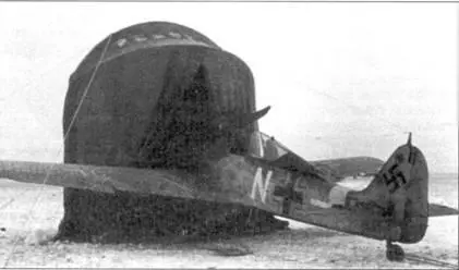Приспособления для пуска Fw 190 в холода Обычно использовались передвижные - фото 67