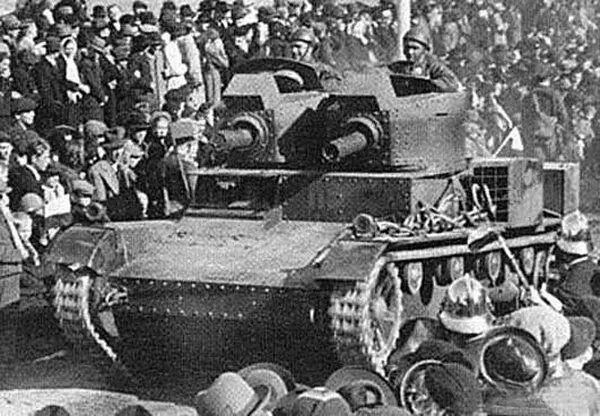 Рис14 Польский Vickers E входит в чехословацкое Заользье октябрь 1938 г - фото 15
