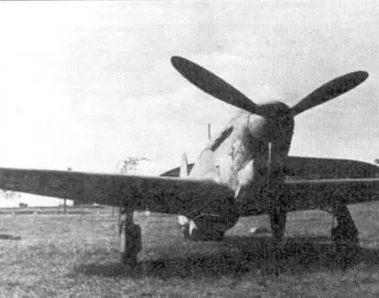 Этот Як1М был захвачен гитлеровцами в 1943 году под Уманью На нижней - фото 37